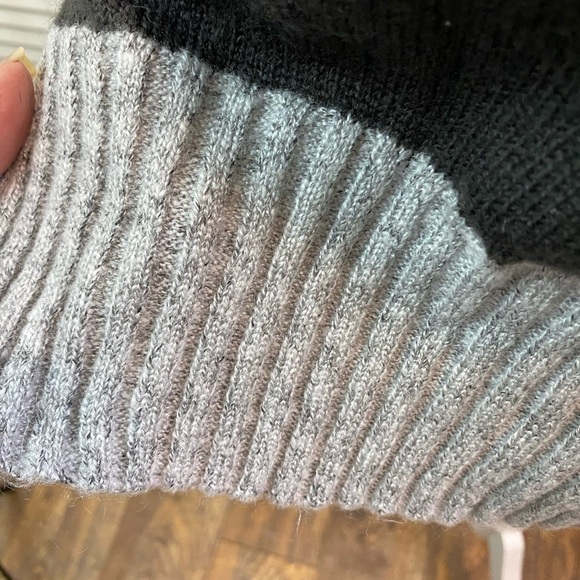 Allison Andrews size XL - Picture 8 of 11